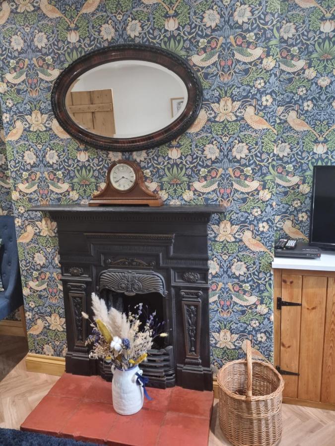 Cosy Cottage, In The Idyllic Town Of Holt Холт Екстериор снимка